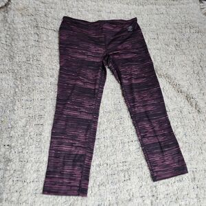 Umbro Capri Leggings In Black & Purple